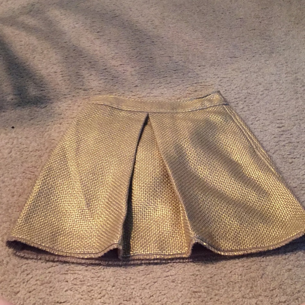 BNWT gold Banana Republic skirt size 00P